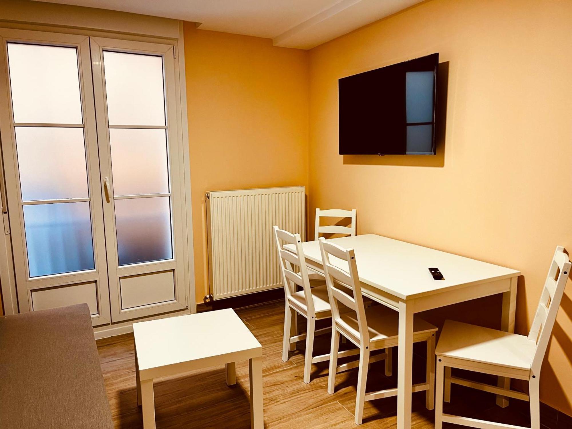 Apartamentos San Nicolas โลโกรโญ ภายนอก รูปภาพ