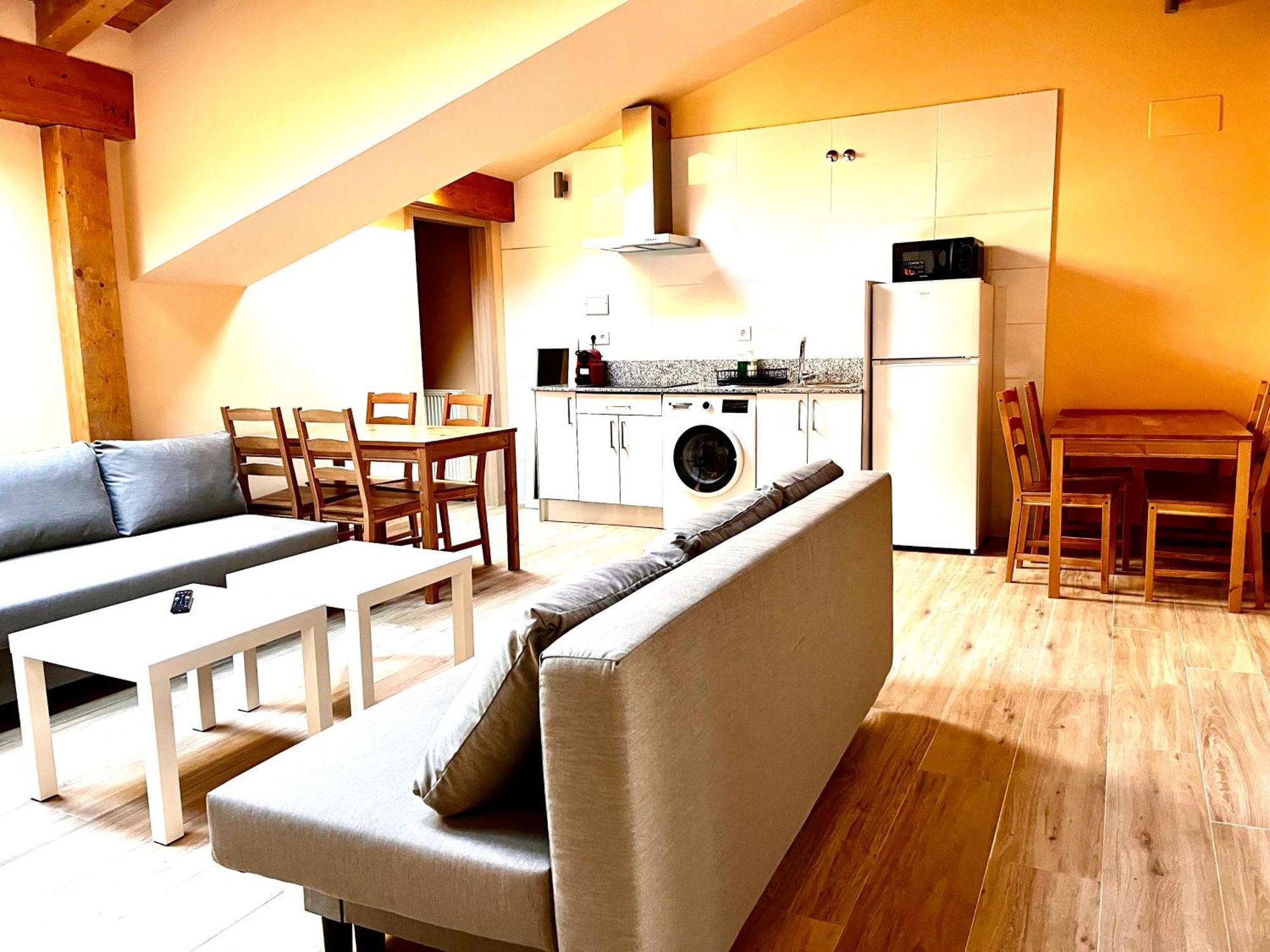 Apartamentos San Nicolas โลโกรโญ ภายนอก รูปภาพ